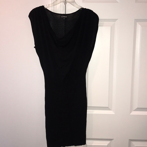 Dress - Picture 1 of 3